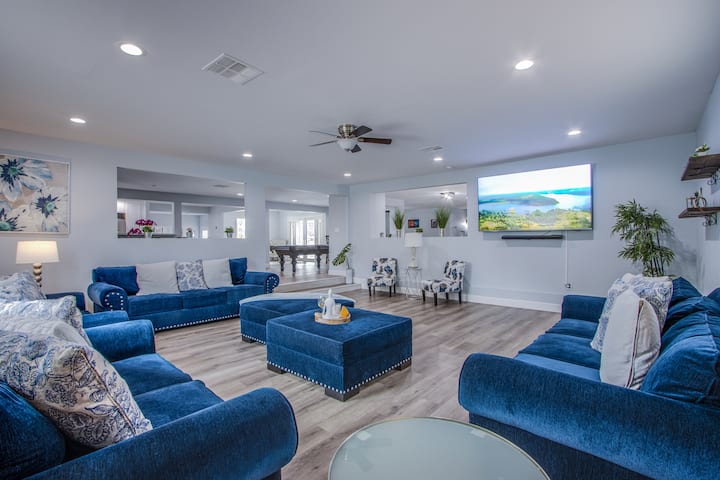 Epic Villa 13min To Strip - Pool, Games 5br 5.5ba - Las Vegas, NV