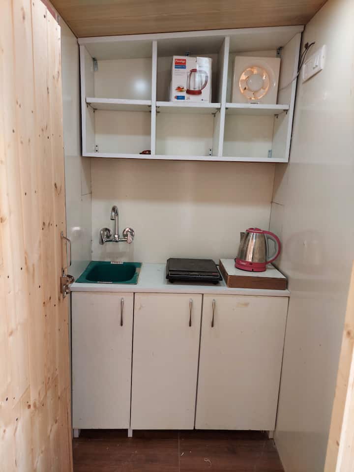 Vps Glass House Mallrd Nainital - ナイニタール