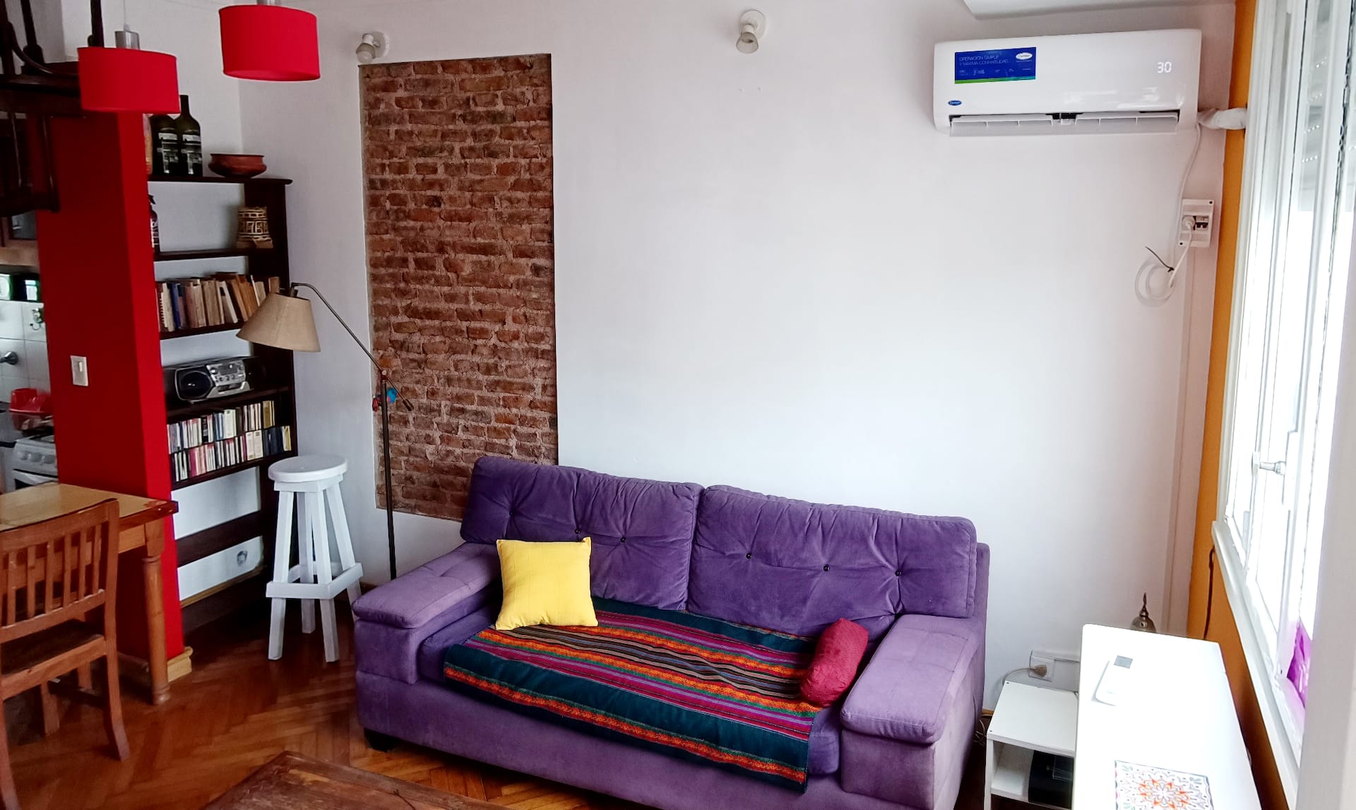 One-bedroom apartment in Monserrat