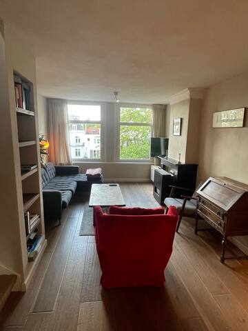 City Centre Canal view apartment gallery image 5