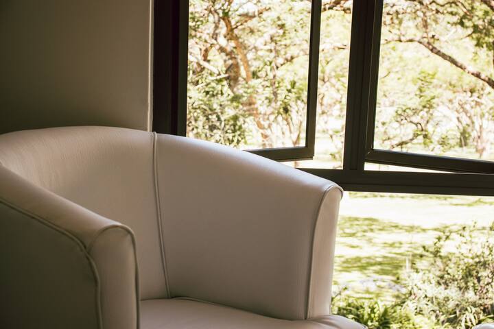 Idube Guest House- Game Farm Stay - Winterton