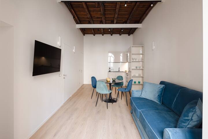 Modern 2Bed,2Bath at Spanish Steps gallery image 5
