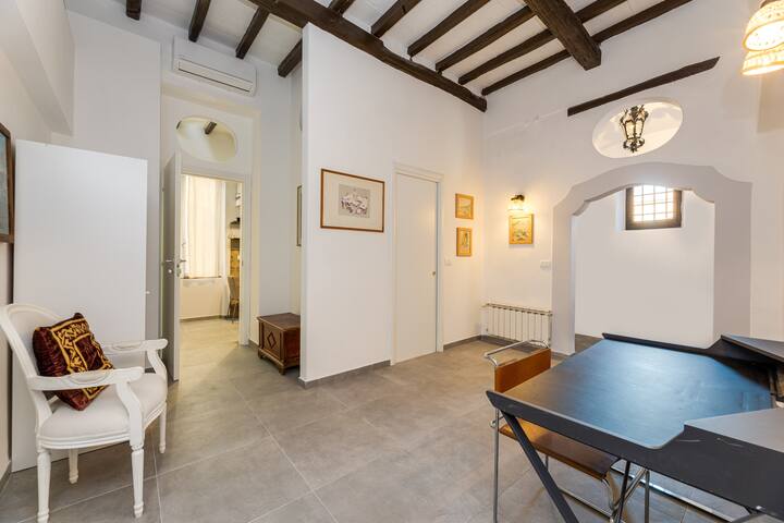 Spanish Steps Elegant 3 BDR Apartment gallery image 3