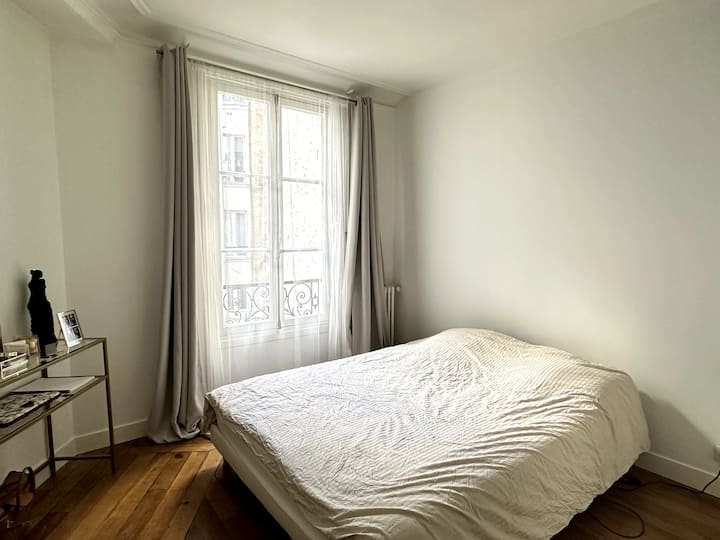 带标准双人床的第二间卧室（ 160X200 ）