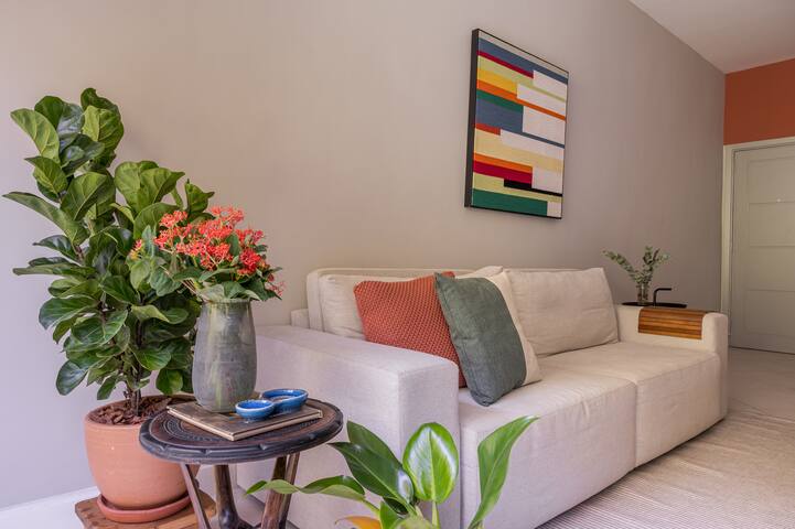 Leblon | Confortável Apt com Vista Mata gallery image 2