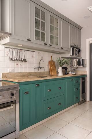 Leblon | Confortável Apt com Vista Mata gallery image 5