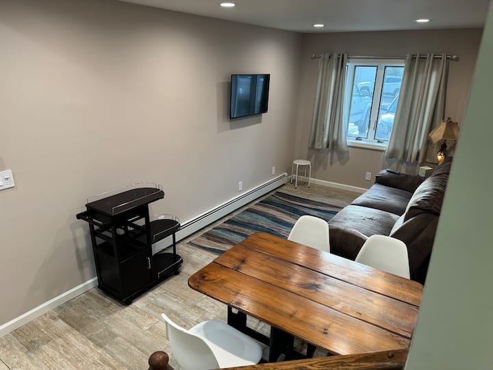 Island Beach Ny Waterfront Apt. - Long Island, NY