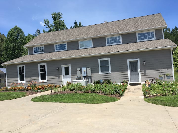 Cabin and House Vacation Rentals in Prince Edward County Airbnb