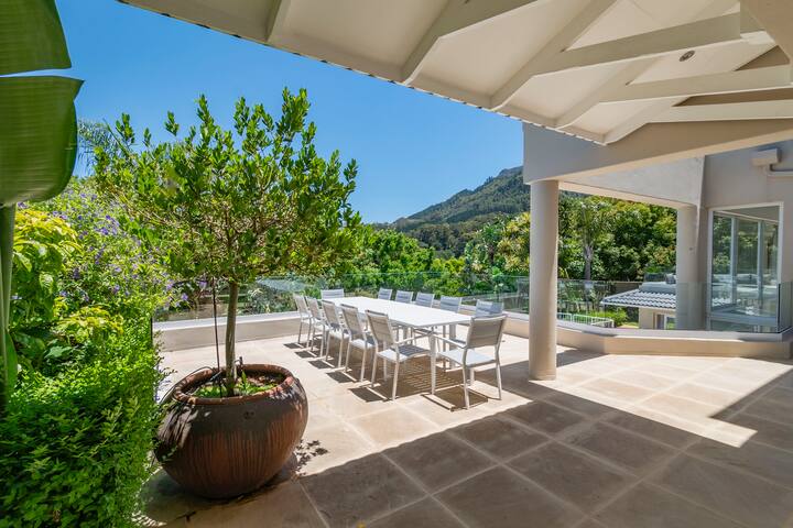 The Hillcrest House gallery image 4