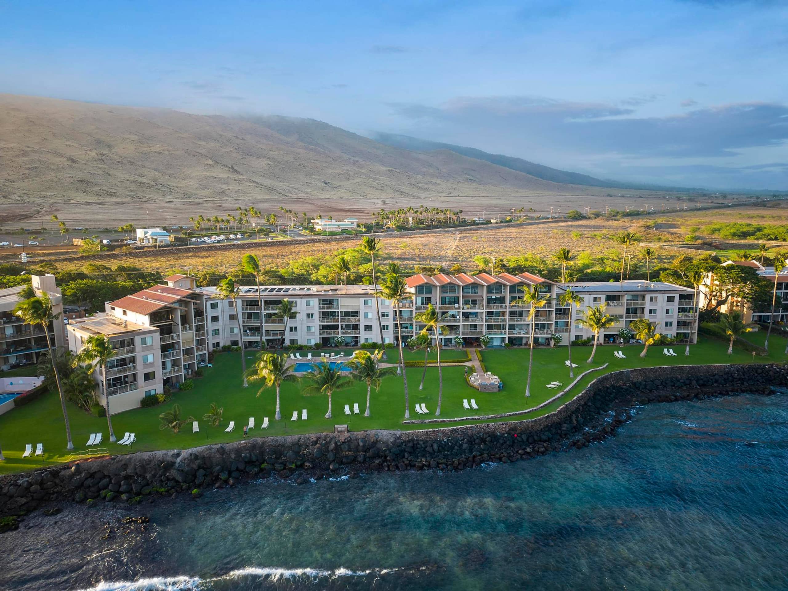 Home in Wailuku · ★4.98 · 2 bedrooms · 2 beds · 2 baths - Image 31