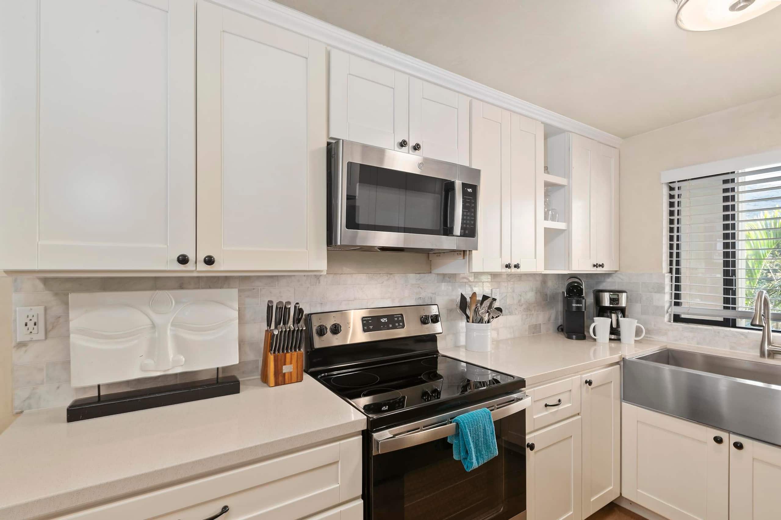 Home in Wailuku · ★4.98 · 2 bedrooms · 2 beds · 2 baths - Image 9