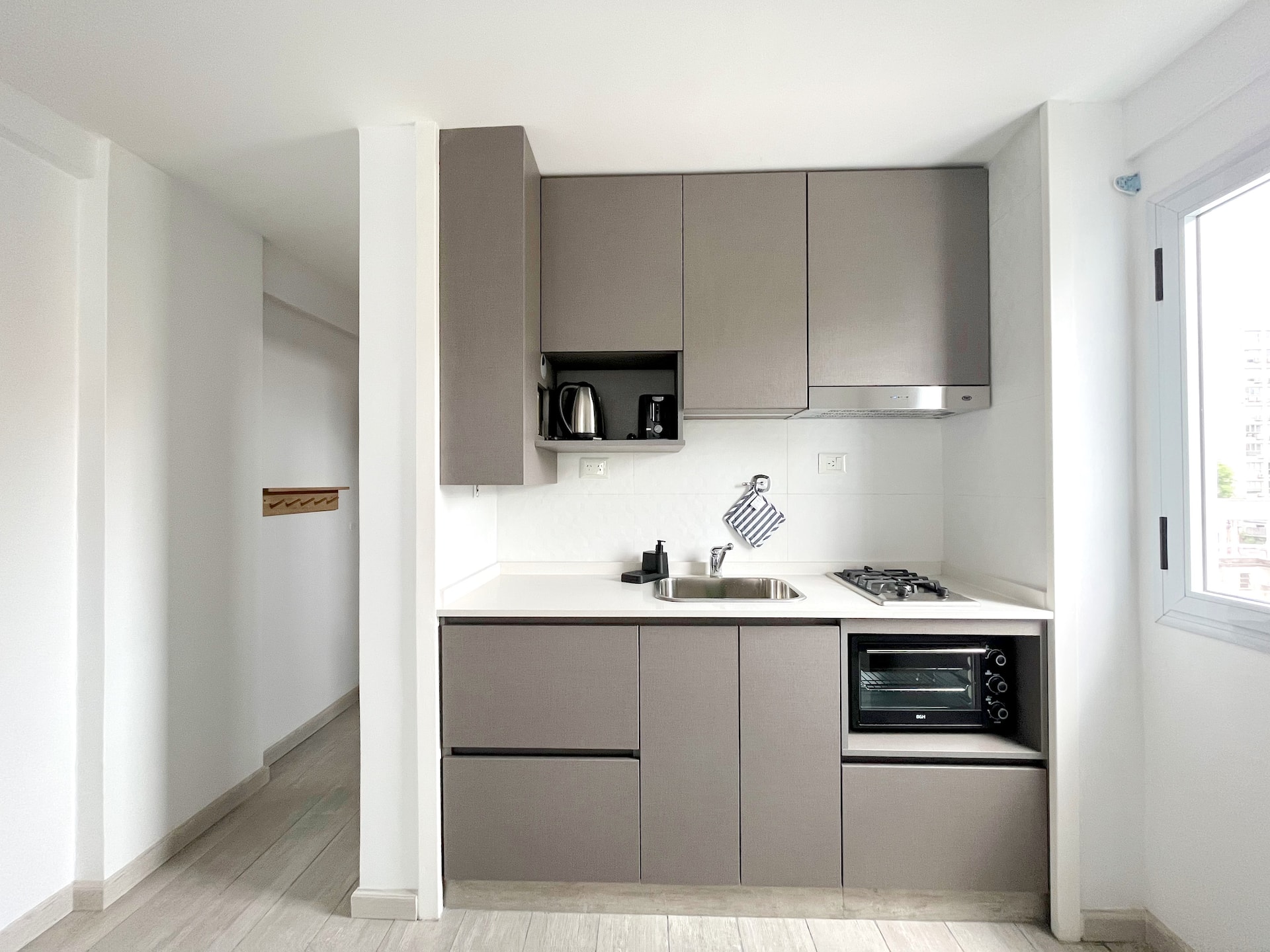 Bright Studio in Belgrano w/ Balcony!