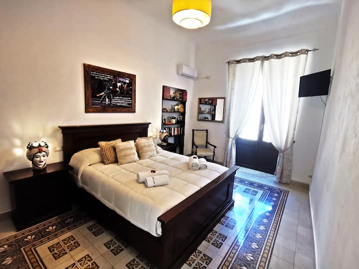 غرفة النوم 1