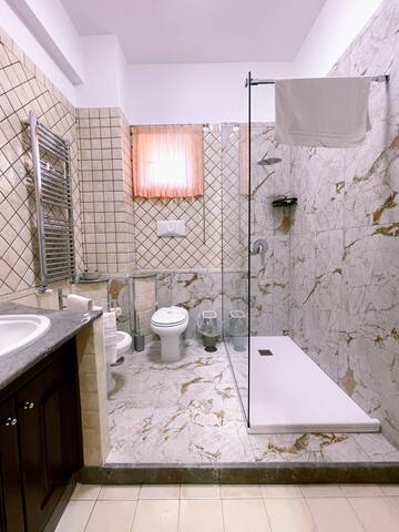 Appartamento vicino la Mostra gallery image 2