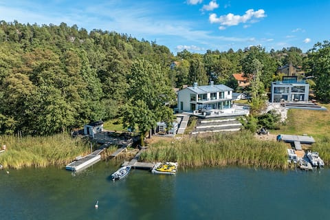 Luxurious villa in Solsidan