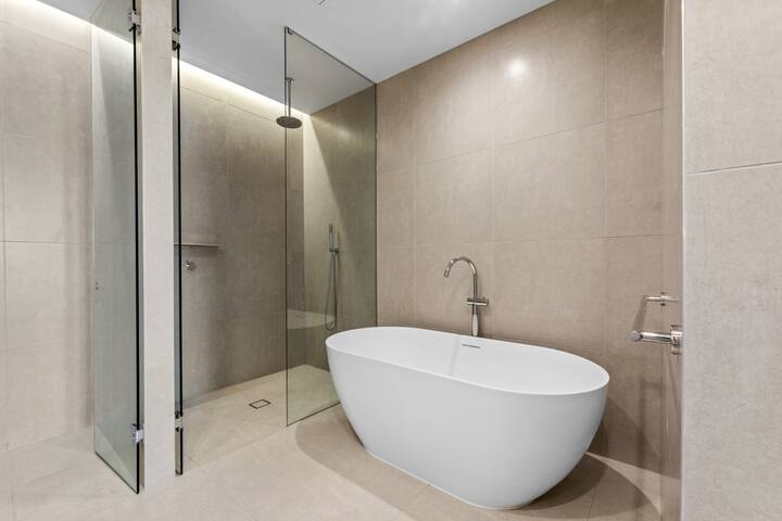 Luxury Living in CBD-108 Australia – discount on！ gallery image 4