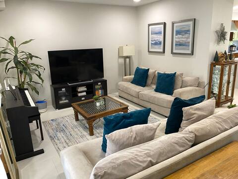 Port of Spain Townhouse, Hillside Paradise