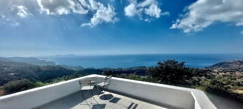 Fantastic sea and mountain views