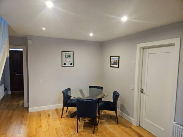 Modern home 5 min walk to Croke Park gallery image 2