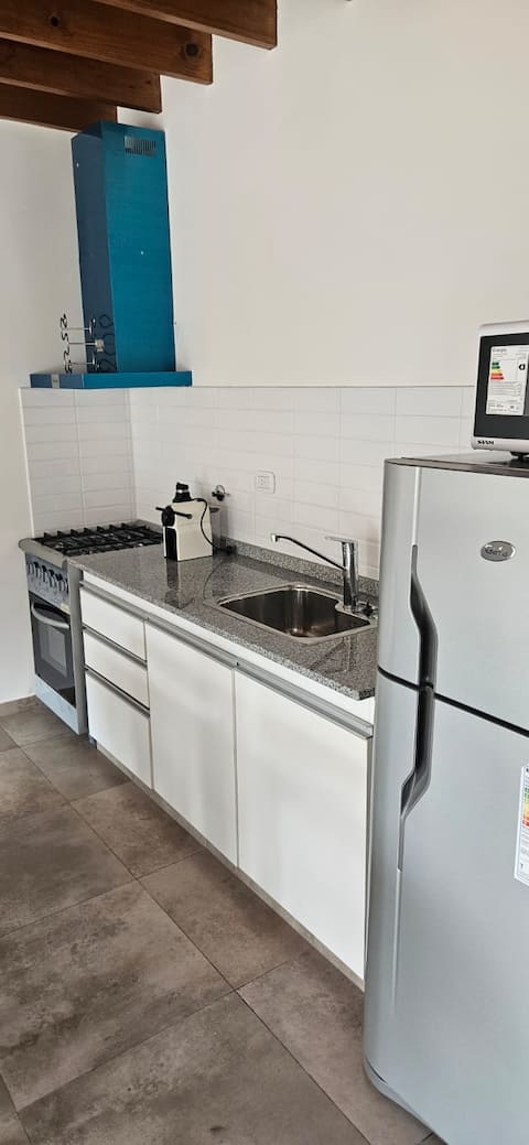 Anuncio de Airbnb popular: Los Cardales Apartment en Partido De Exaltación De La Cruz