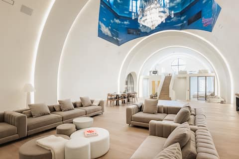 Iconic 9BR Estate w/ Private Pool, Spa, Rooftop.