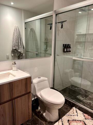 ¡Vive la Condesa! gallery image 5