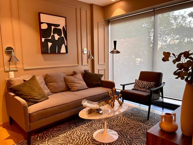 ¡Vive la Condesa! gallery image 4