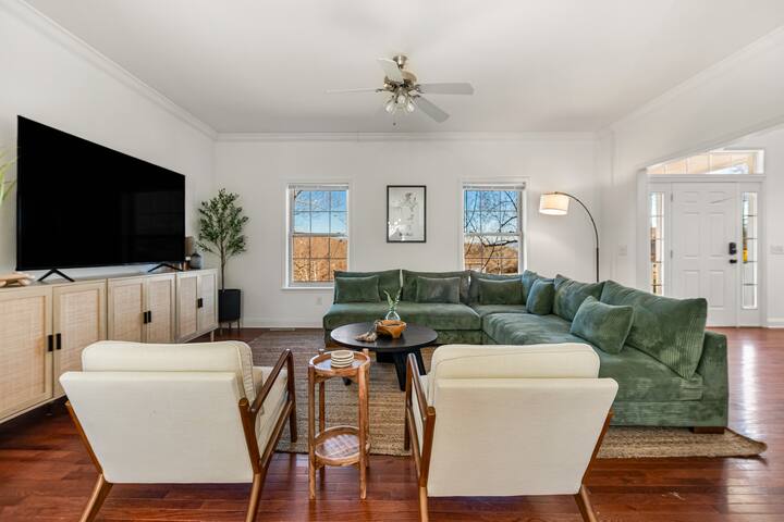 The Asheville White House gallery image 5