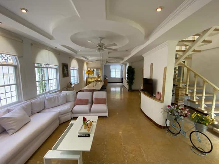 Hermosa Villa Cancún Centro 18p - Cancún
