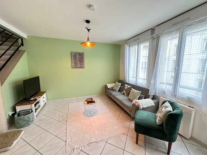 E2 Placet 2 Chambres Avec Terrasse Et Parking - Épernay