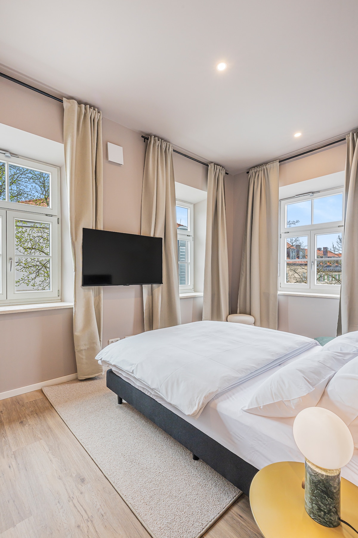 Designsuite - 2 bedrooms - fully equipped kitchen