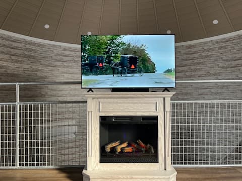 Popular Airbnb listing: Killbuck Ranch – Unique Grain Bin in Ohio