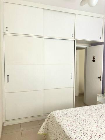 Apto a uma quadra da praia ! gallery image 5