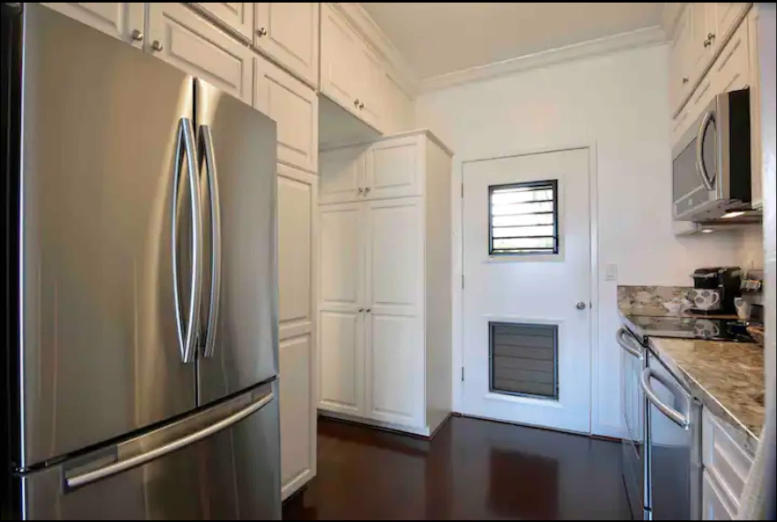 Condo in Lahaina · ★4.85 · Studio · 1 bed · 1 bath - Image 5