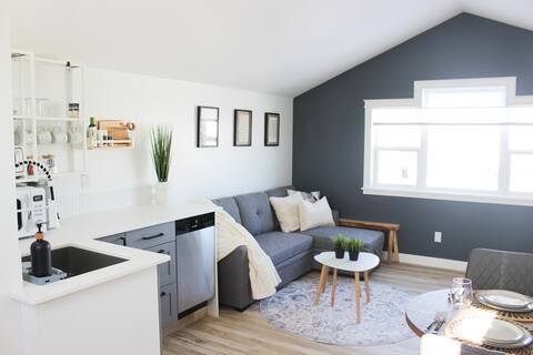 Lancaster Loft  1 Bed, 1 Bath