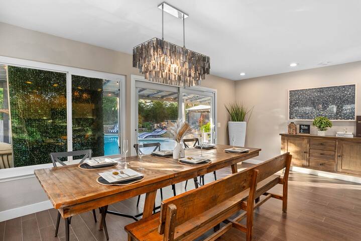 Family Fun| Pool•Jaccuzi•GameRoom•Spacious Layout gallery image 2