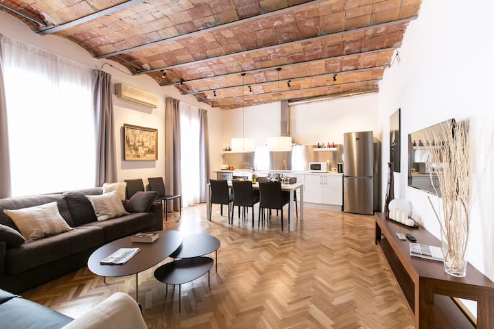 Serennia Comfort 2 - 4 Bedrooms - Barcelona