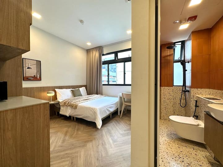 Newly Renovated Service Apt - Penhas Luxe Rm - Changi