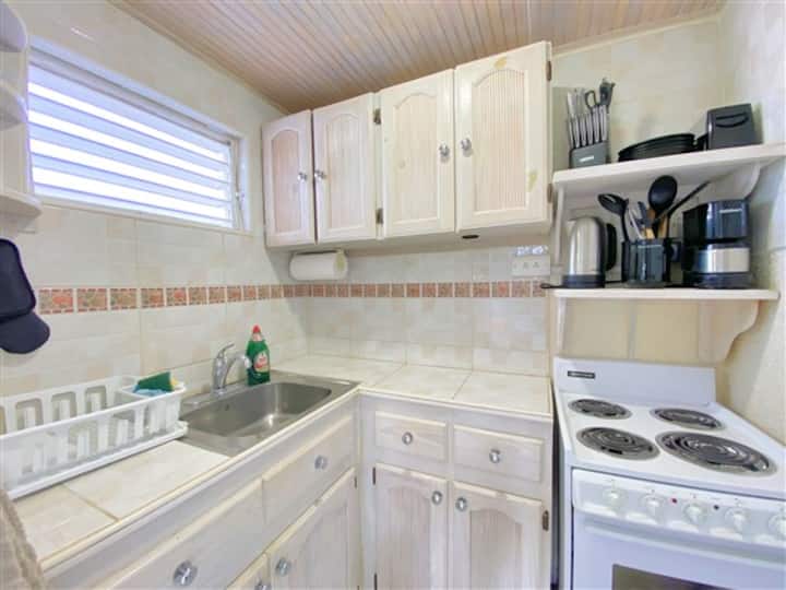 Sunkissed Studio Rockley - Bridgetown