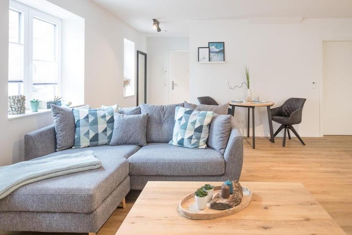 Meereslounge In Der Altstadt – Ruhig & Modern - Husum