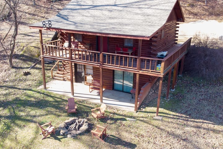 Redbud Valley Cabin 6 Downtown 3mi+wifi+pond+park - Eureka Springs, AR