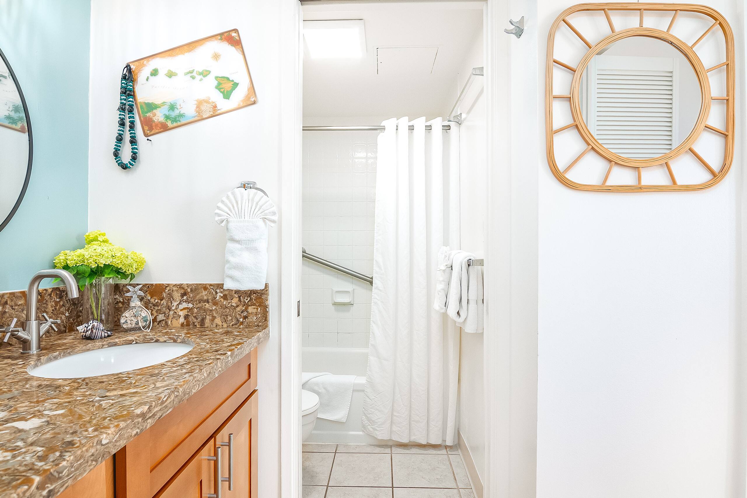 Condo in Honolulu · ★4.82 · 1 bedroom · 2 beds · 1 private bath - Image 44