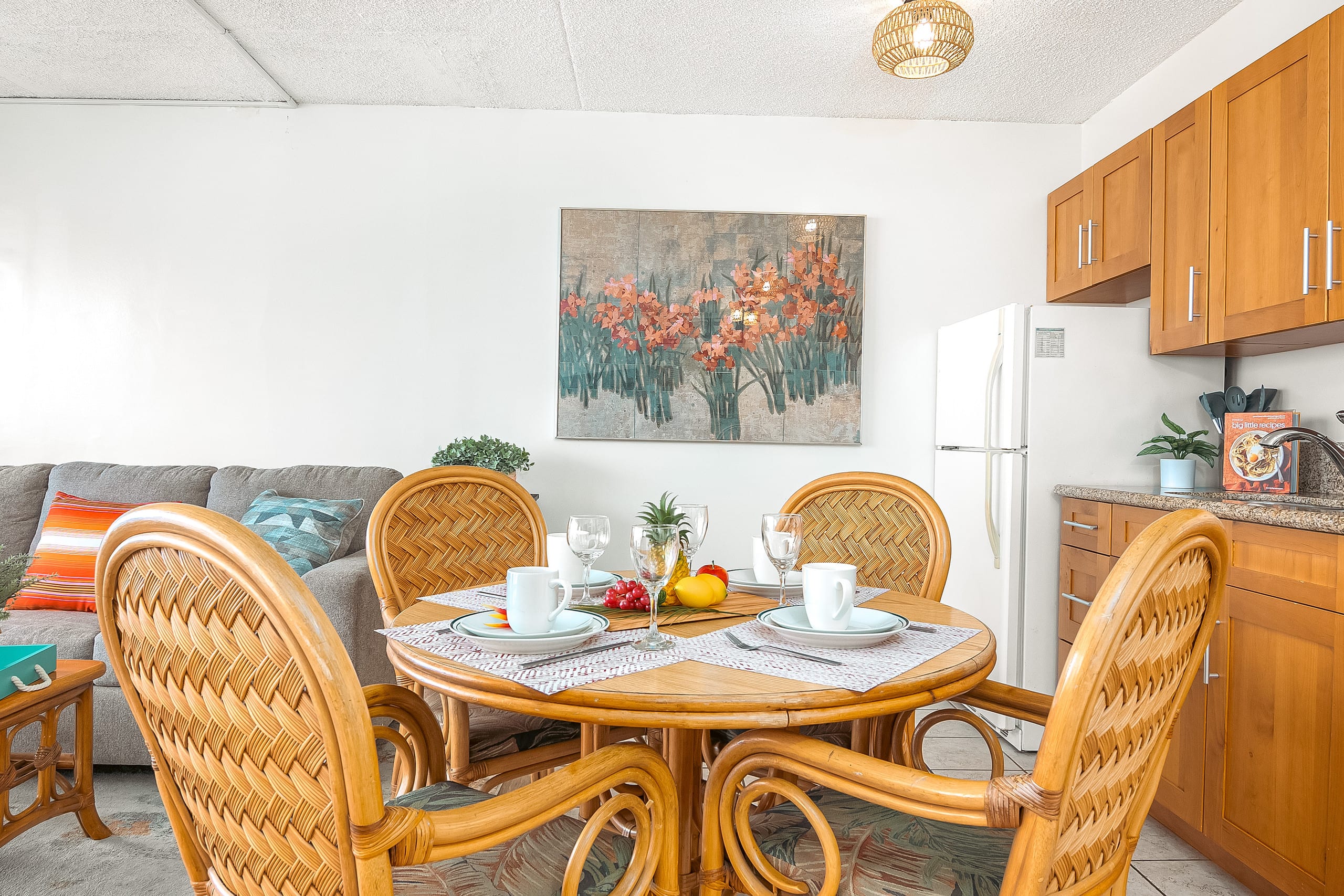 Condo in Honolulu · ★4.82 · 1 bedroom · 2 beds · 1 private bath - Image 24