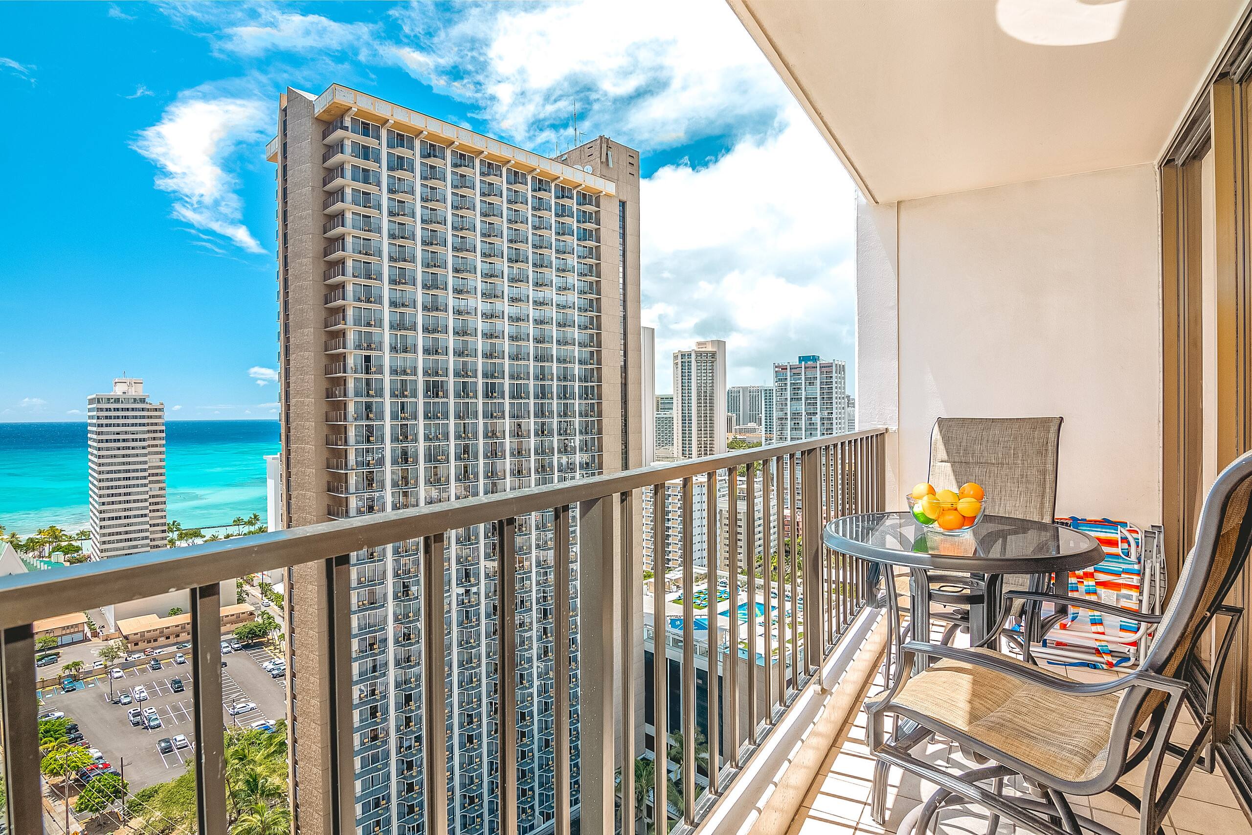 Condo in Honolulu · ★4.82 · 1 bedroom · 2 beds · 1 private bath - Image 50