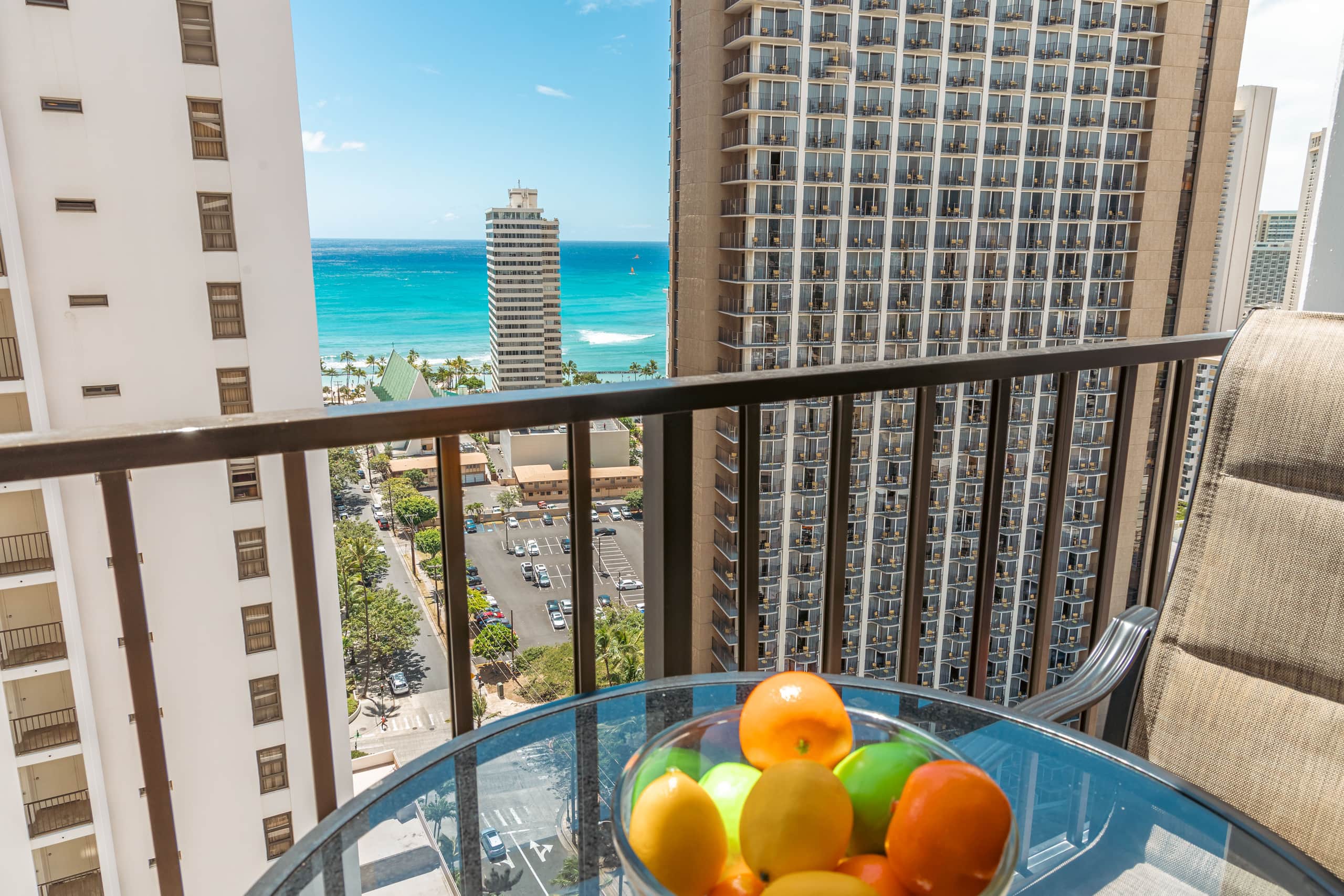 Condo in Honolulu · ★4.82 · 1 bedroom · 2 beds · 1 private bath - Image 51