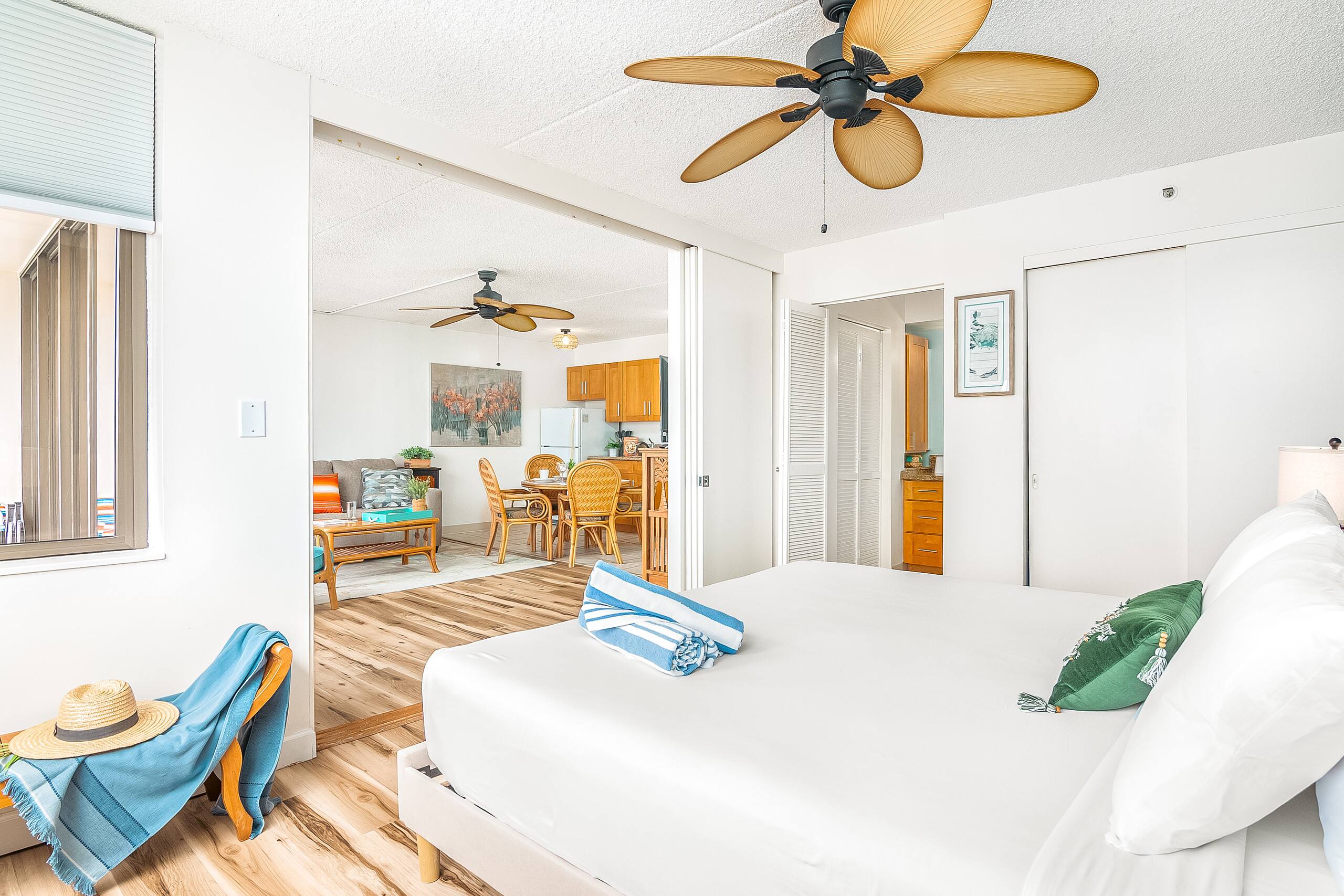 Condo in Honolulu · ★4.82 · 1 bedroom · 2 beds · 1 private bath - Image 30