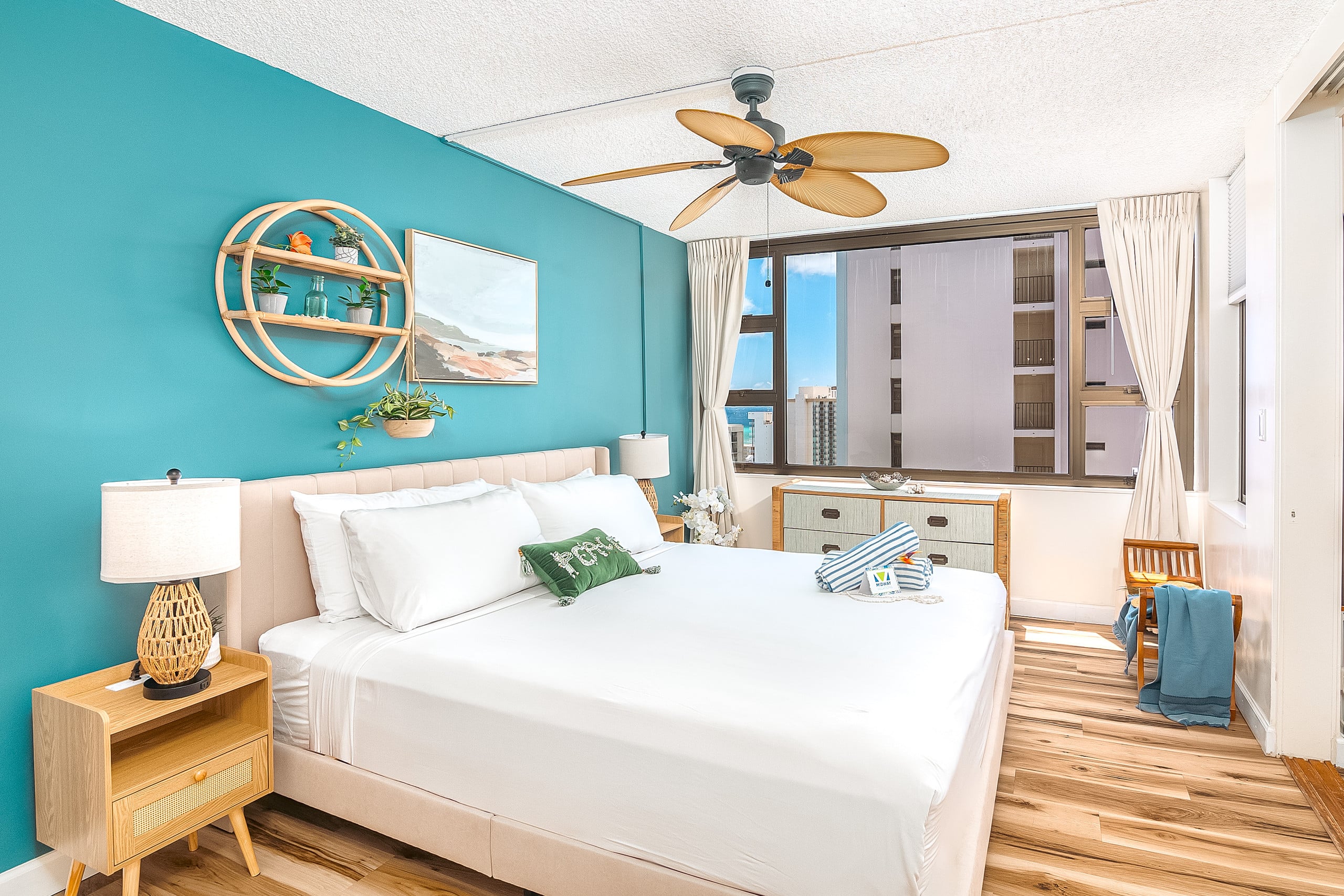 Condo in Honolulu · ★4.82 · 1 bedroom · 2 beds · 1 private bath - Image 1