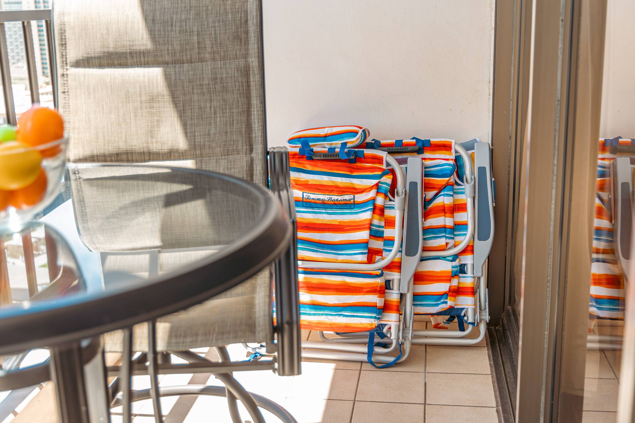 Condo in Honolulu · ★4.82 · 1 bedroom · 2 beds · 1 private bath - Image 53