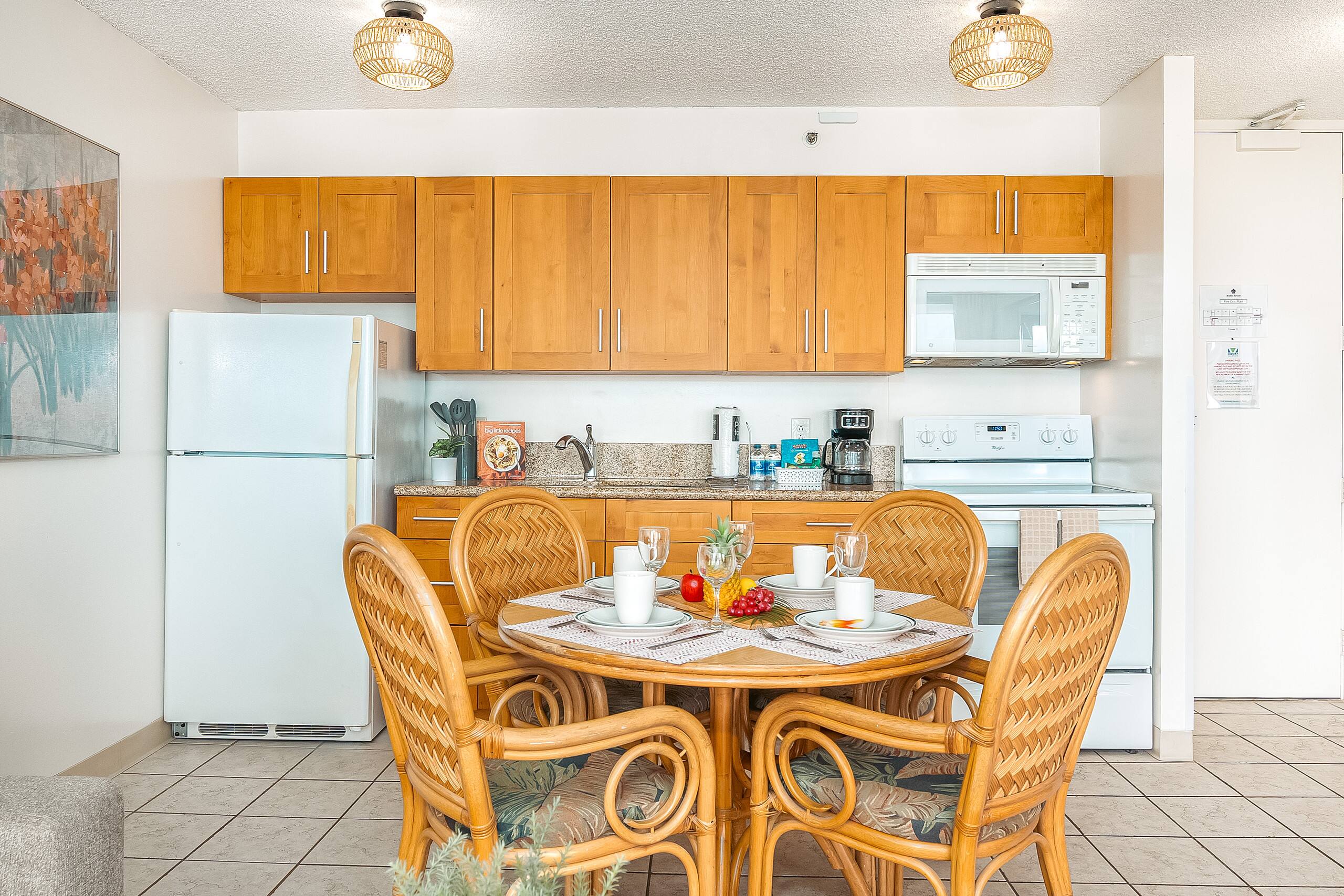 Condo in Honolulu · ★4.82 · 1 bedroom · 2 beds · 1 private bath - Image 26