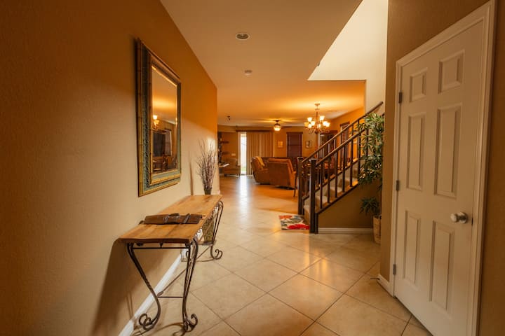 Aloha Las Vegas - Houses for Rent in Las Vegas, Nevada, United States ...